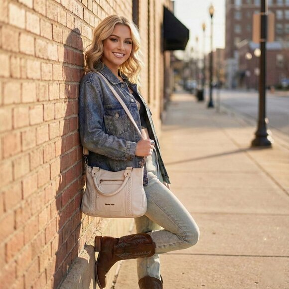 Chic Washed Leather Hobo Handbag with Zipper Closure - Perfect for Any Occasion - Picture 2 of 8